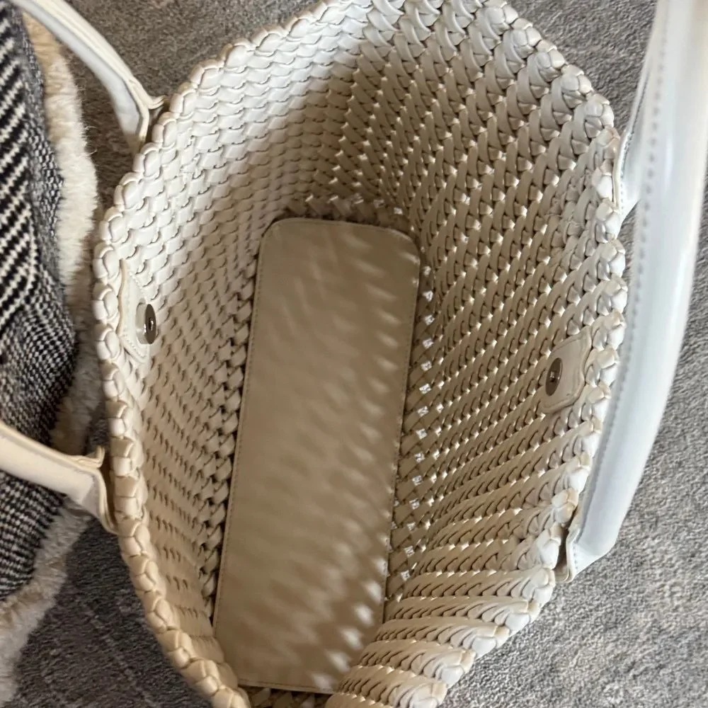 Elegant White/Cream Woven Tote Bag